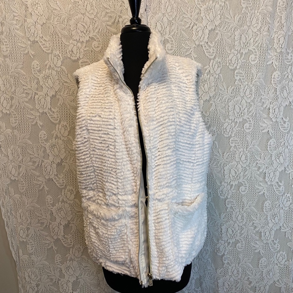 PXL Sherpa White Faux Fur Vest